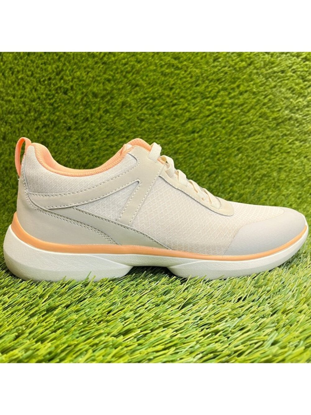 Vionic Krisha Womens Size 9.5 Cream Gray Peach Athletic‎ Running Shoes Sneakers